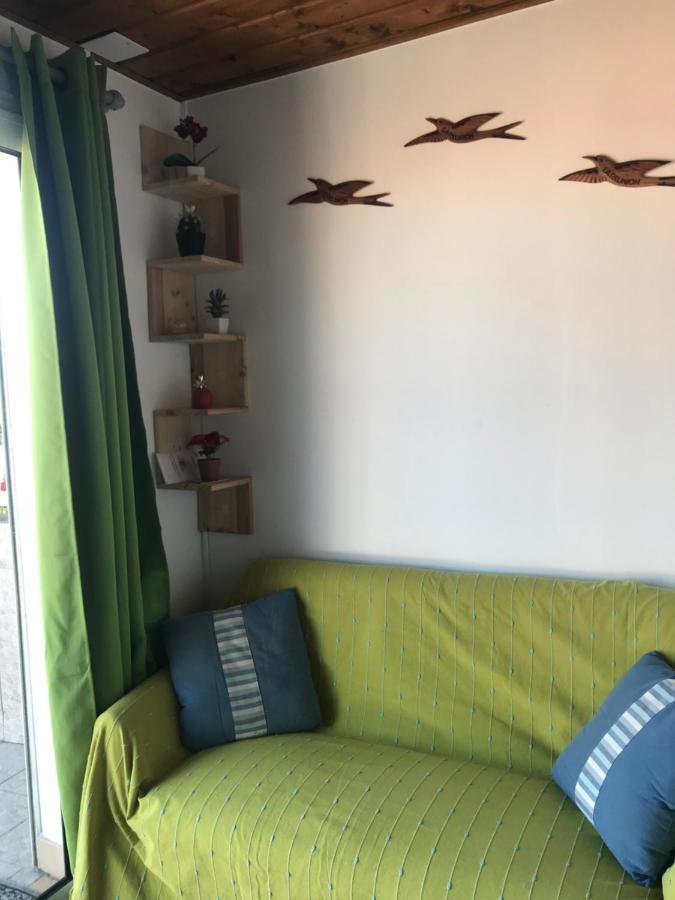 Chez - Dom Apartment เลอ ตอมปง ภายนอก รูปภาพ